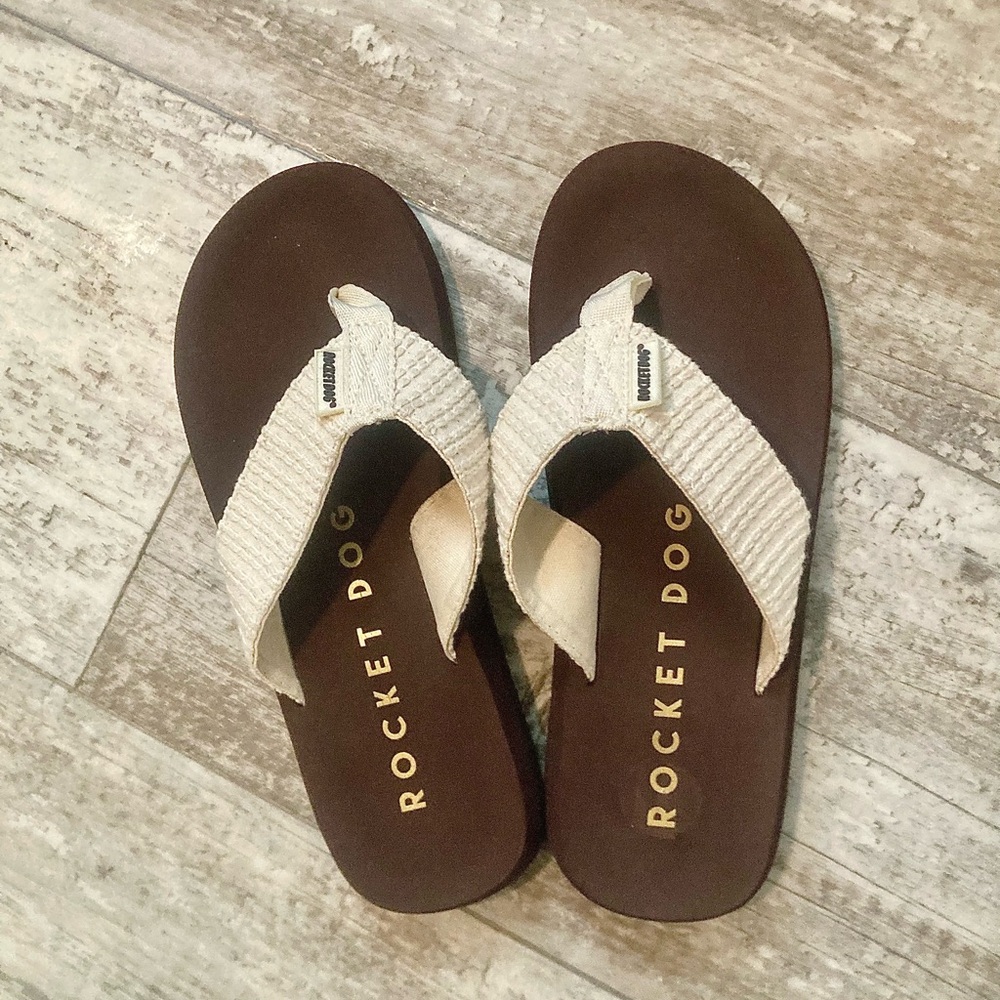 New Rocket Dog nwot sandals